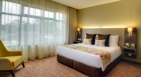  Tamarind Tree Hotel  Найроби